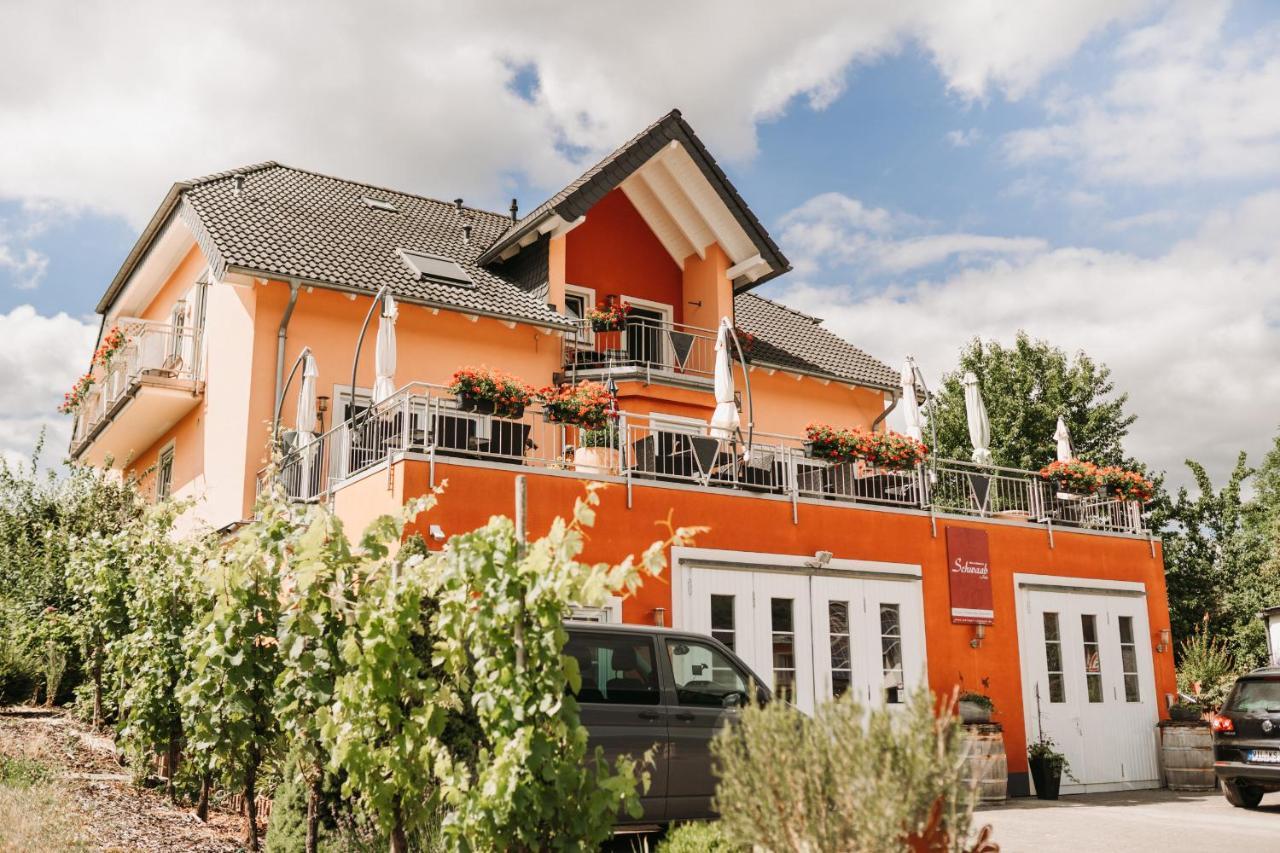 Wein- Und Gaestehaus Schwaab&Sohn Erden Dış mekan fotoğraf