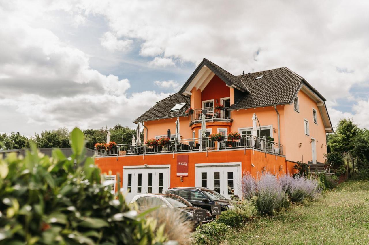 Wein- Und Gaestehaus Schwaab&Sohn Erden Dış mekan fotoğraf