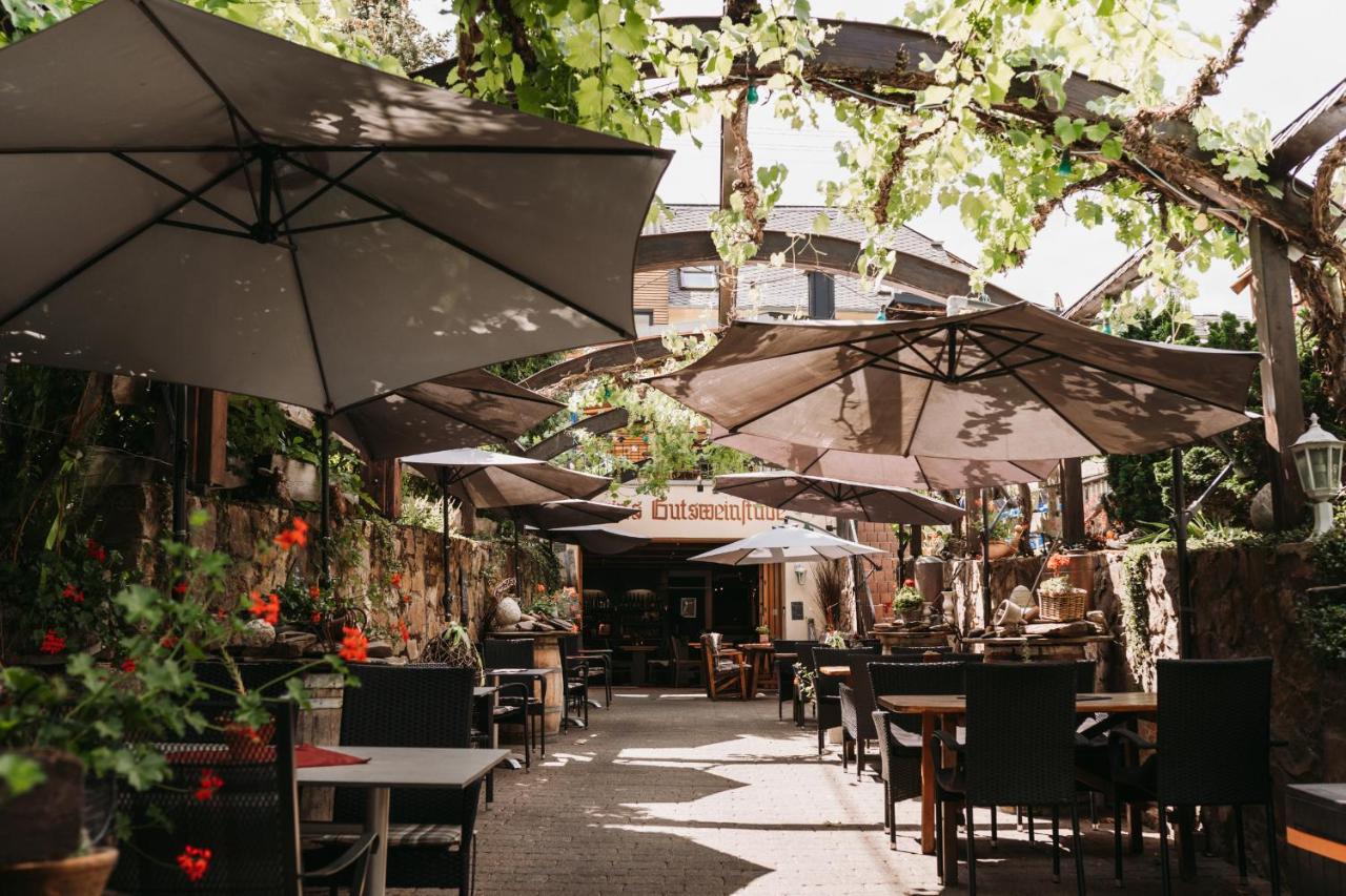 Wein- Und Gaestehaus Schwaab&Sohn Erden Dış mekan fotoğraf