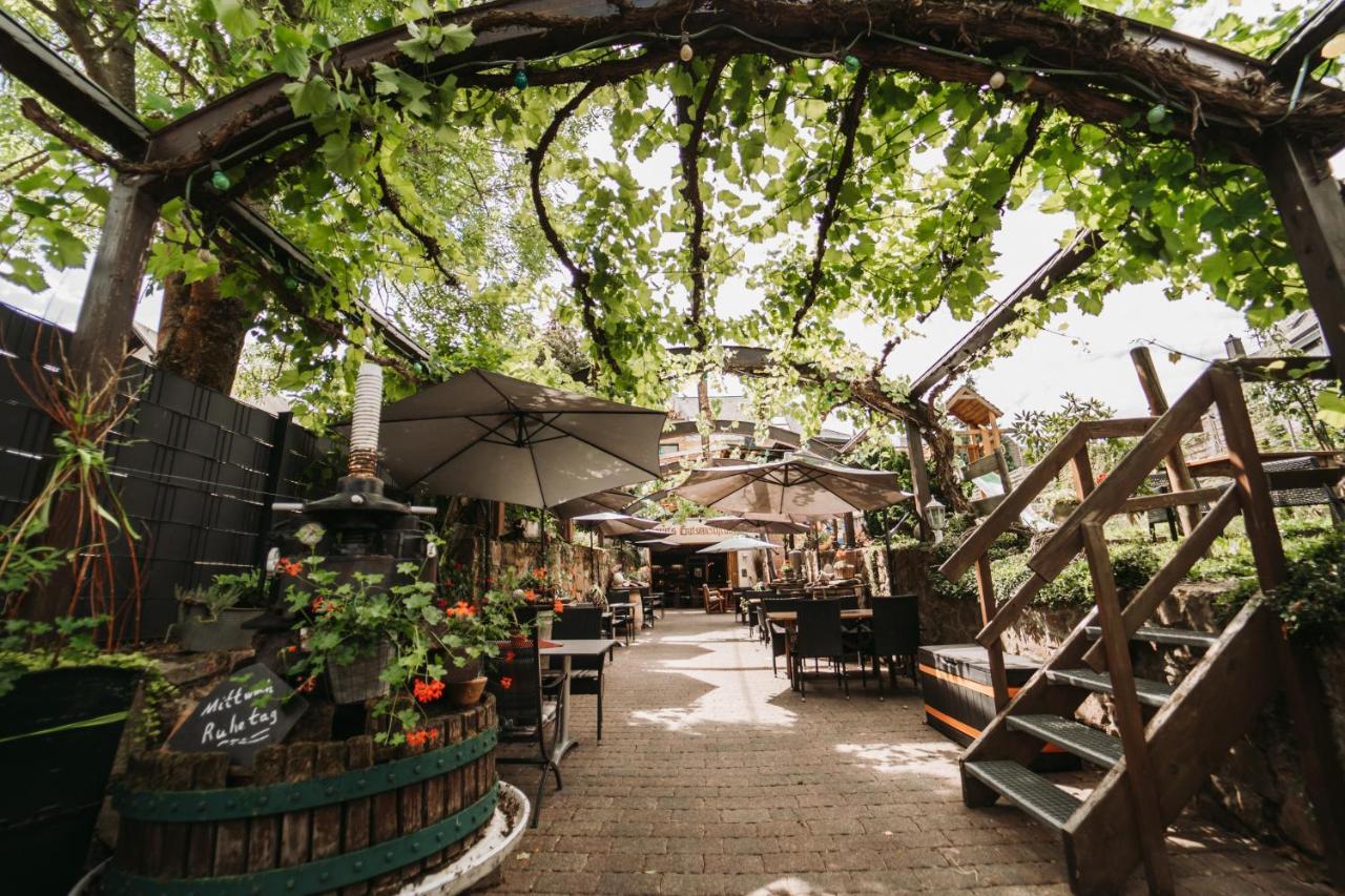 Wein- Und Gaestehaus Schwaab&Sohn Erden Dış mekan fotoğraf